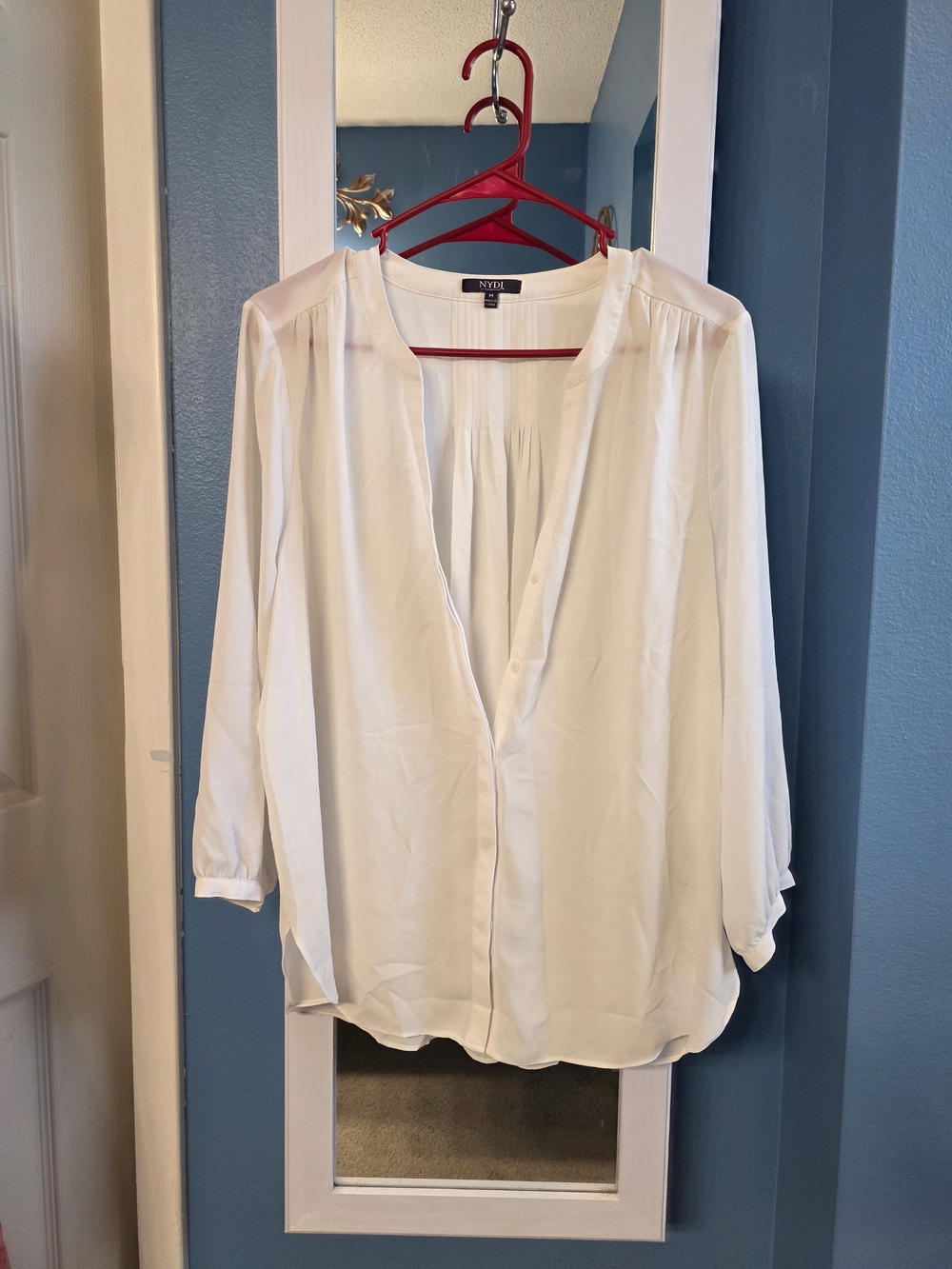 NYDJ Cream Button-Front V-Neck Blouse